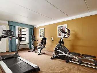 Days Inn By Wyndham Houston 