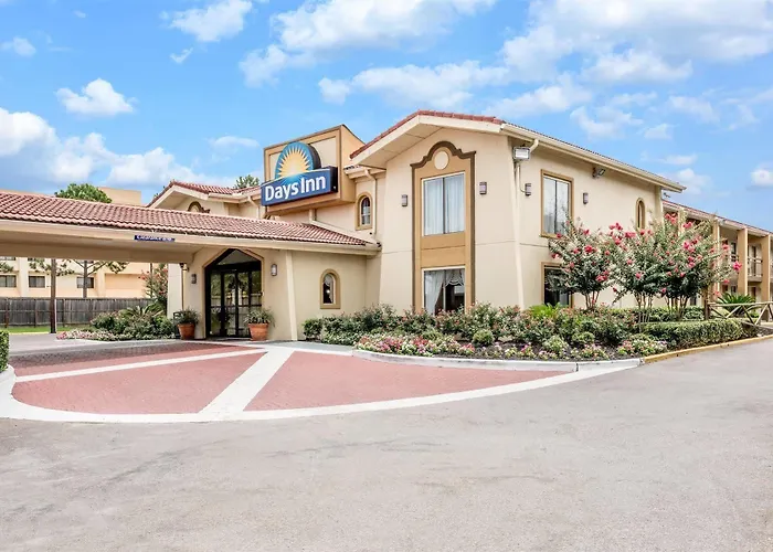 Days Inn By Wyndham Houston
