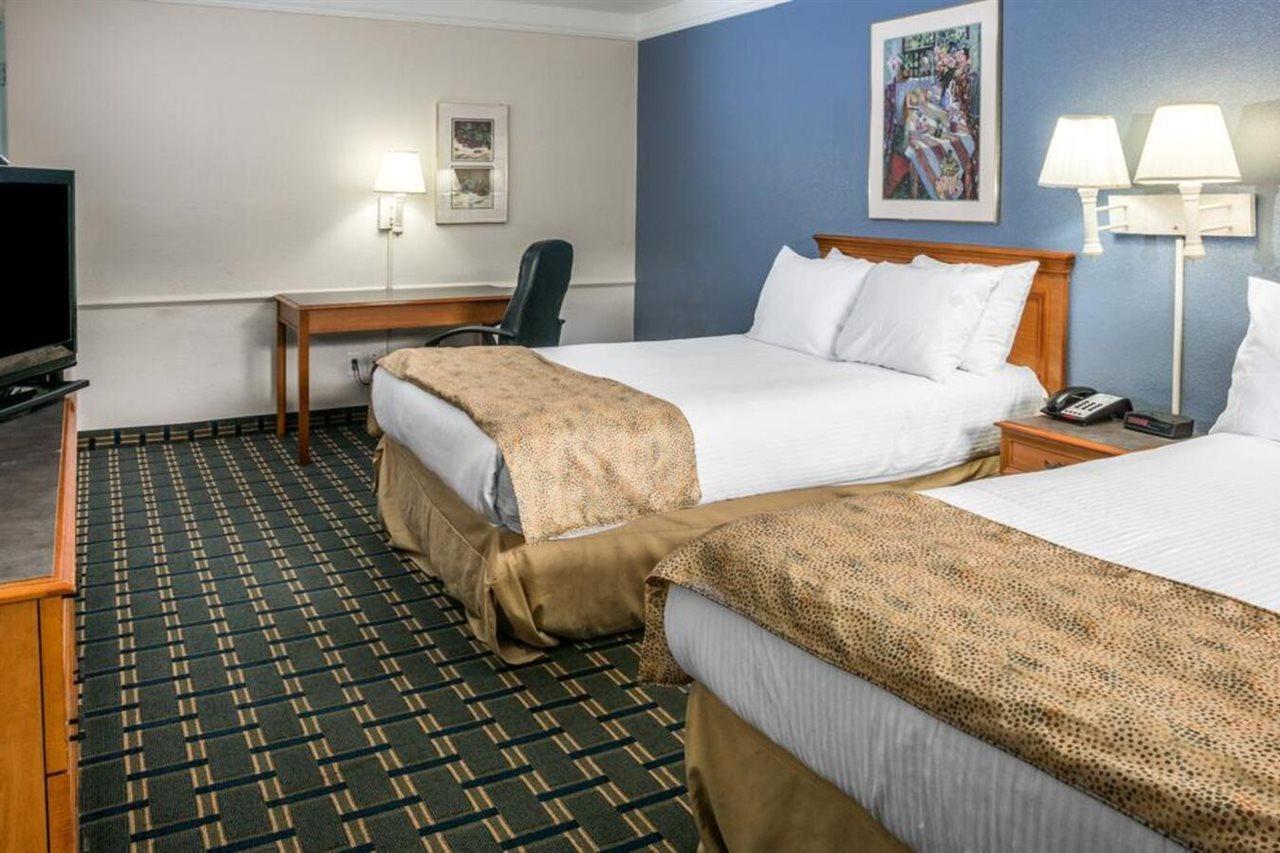 Hotel Days By Wyndham 2*