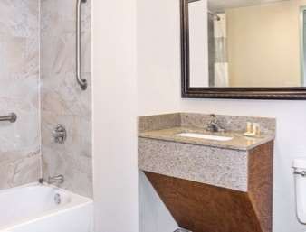 Days By Wyndham Hotel Houston