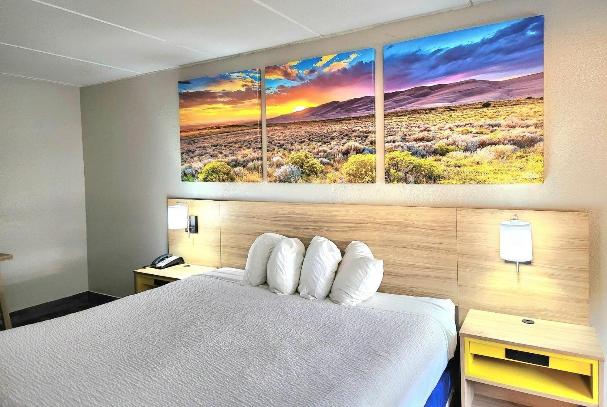 Hotel Days By Wyndham Houston
